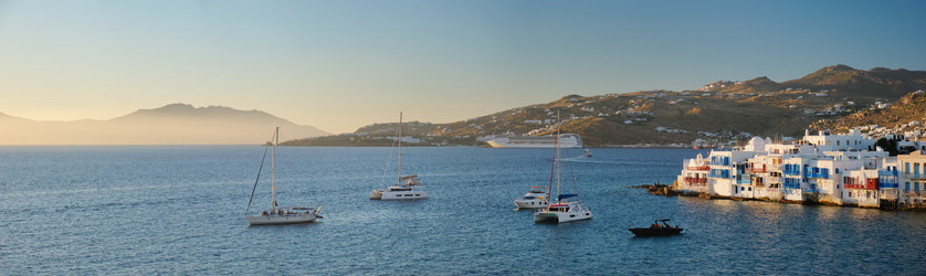 Similar image 22313516