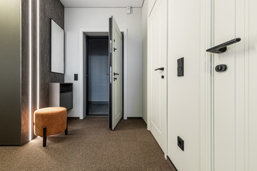 Similar image 22302120