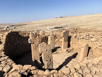 Similar image 22312024