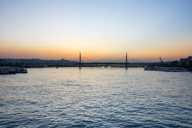 Similar image 22319046