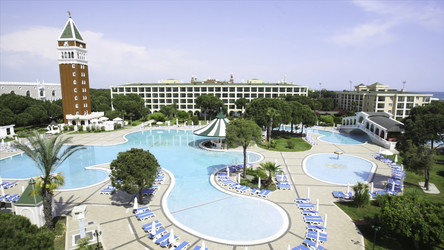 Similar image 22328478