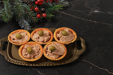 Similar image 22327036