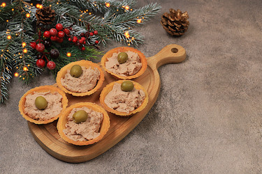 Similar image 22327040