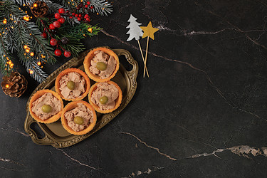 Similar image 22327043