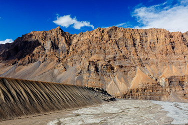 Similar image 22323224