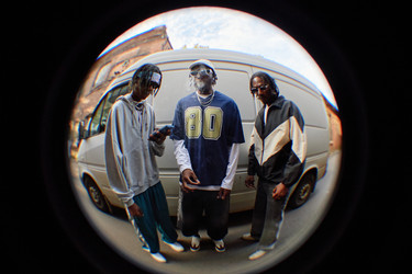 Similar image 22302795