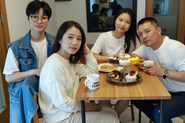 Similar image 22345599