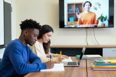 Similar image 22347037