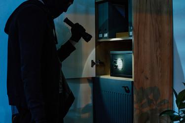 Similar image 22343696