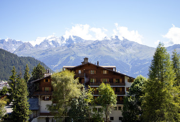 Similar image 22347256