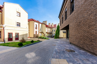 Similar image 22347696