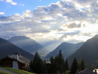 Similar image 22348063