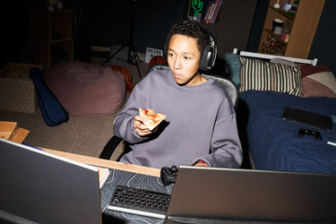 Similar image 22343773