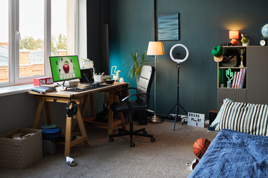 Similar image 22343740