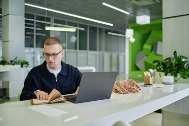 Similar image 22355435