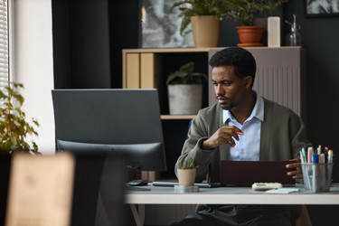 Similar image 22357944