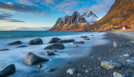 Similar image 22385012