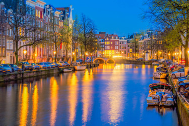 Similar image 22353600