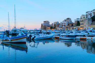 Similar image 22364693