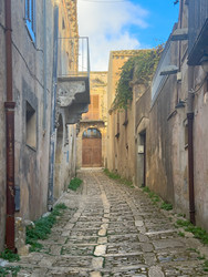 Similar image 22364800