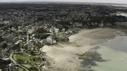 Similar image 22367878