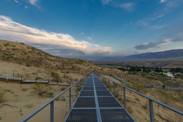 Similar image 22365880