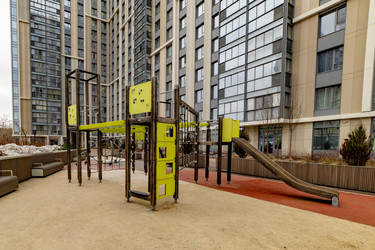 Similar image 22349383