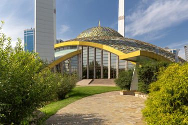 Similar image 22372554