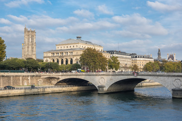 Similar image 22372360