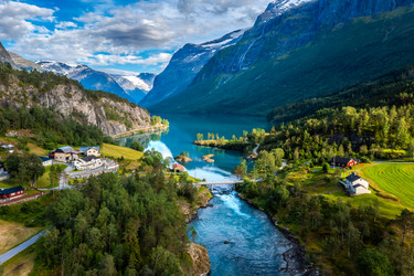 Similar image 22359777