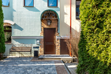 Similar image 22371783