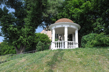 Similar image 22375663