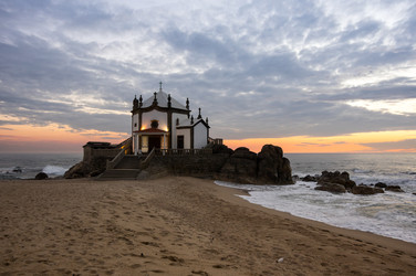 Similar image 22371989