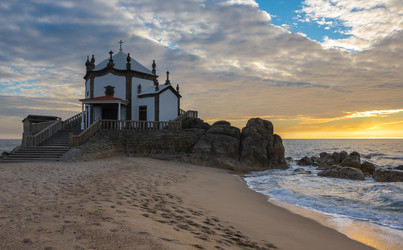 Similar image 22372351