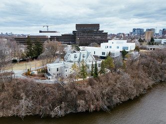 Similar image 22374519