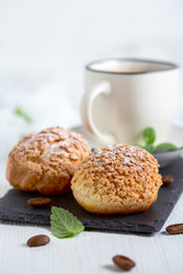 Similar image 22359068