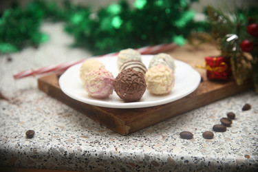 Similar image 22375405