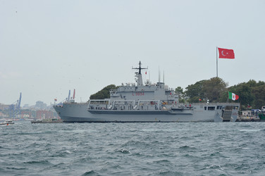 Similar image 22376605