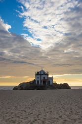 Similar image 22365193