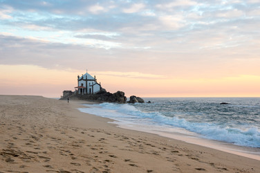 Similar image 22365638