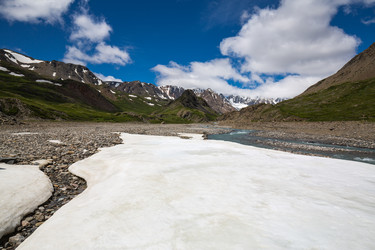 Similar image 22365640