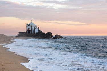 Similar image 22371994