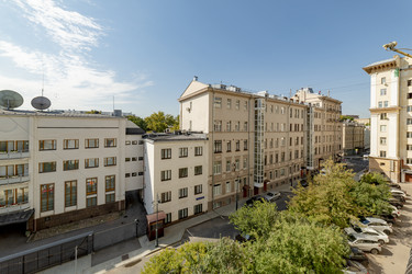 Similar image 22374360