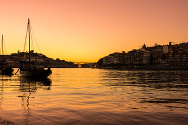 Similar image 22365382