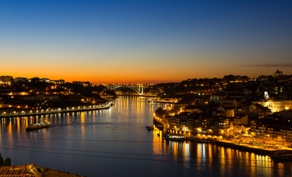 Similar image 22365400