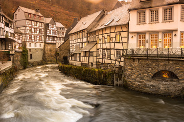 Similar image 22365170