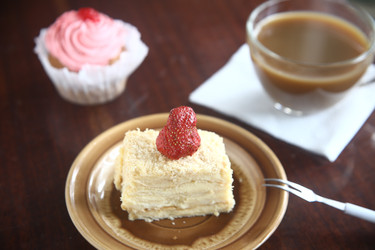 Similar image 22375056