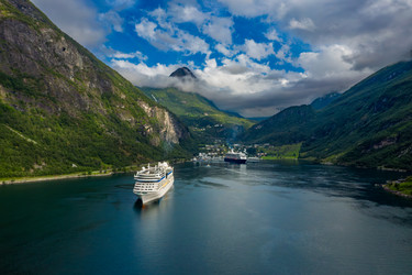 Similar image 22366080