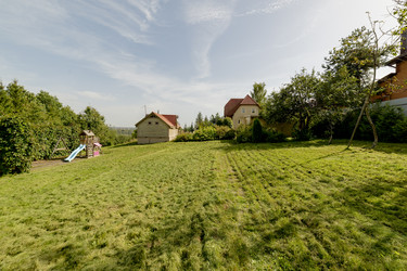 Similar image 22374383