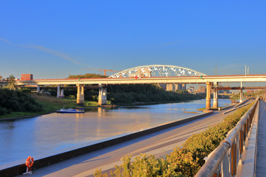 Similar image 22373581